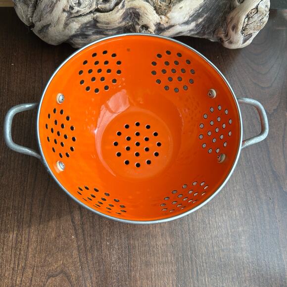 Vintage Orange Colander Strainer Made of Enamel on Steel - Picture 2 of 8